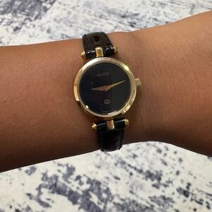 Gucci 90s watch